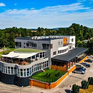 Hotel Kristaly Konferencia & Wellness
